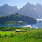 船屋 Lofoten Cruise & 斯沃尔韦尔