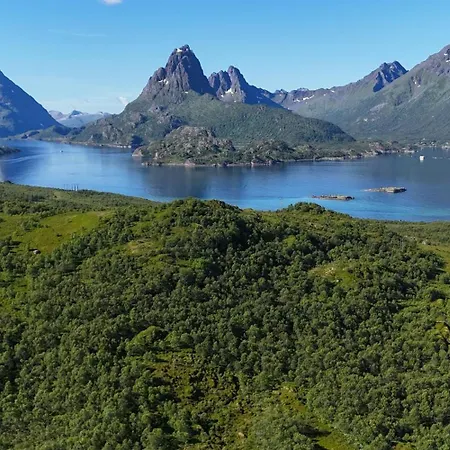 Lofoten Cruise & Hotel na wodzie *