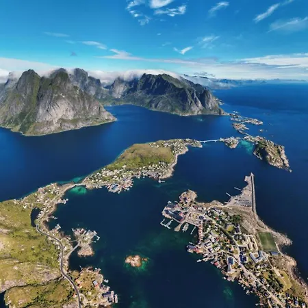 Lofoten Cruise & * Svolvær